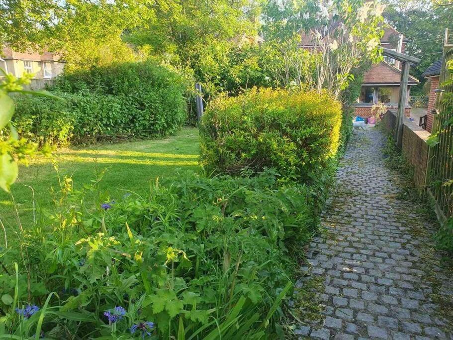 Nature Charm & Fruit Delights, Multi-Generation Celebratory Home -Try, Relax, Repeat - Sellindge Ashford  Eksteriør billede